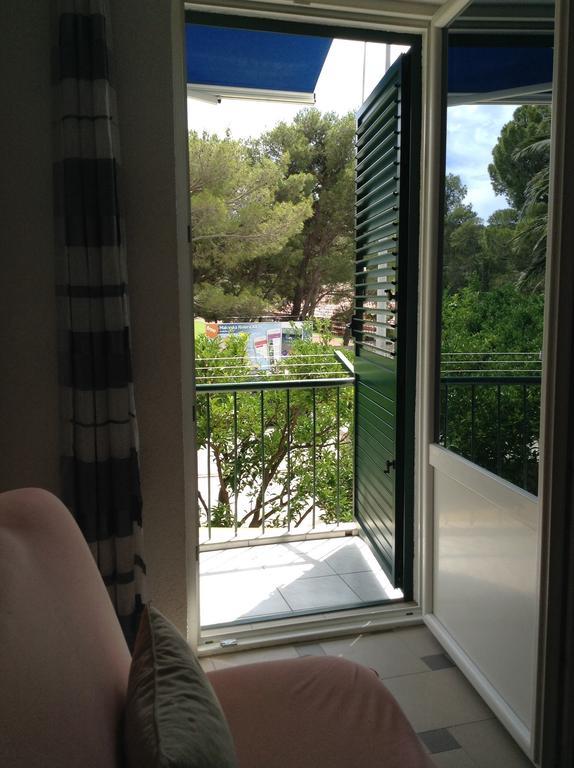 Apartment Afrika Makarska Phòng bức ảnh