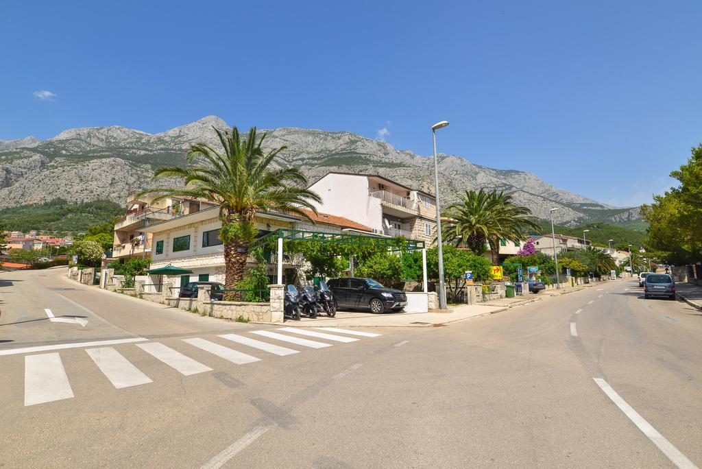 Apartment Afrika Makarska Ngoại thất bức ảnh