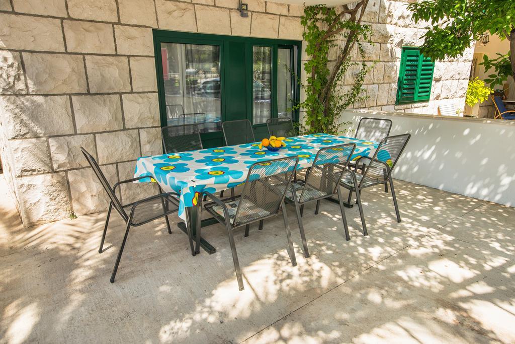 Apartment Afrika Makarska Ngoại thất bức ảnh