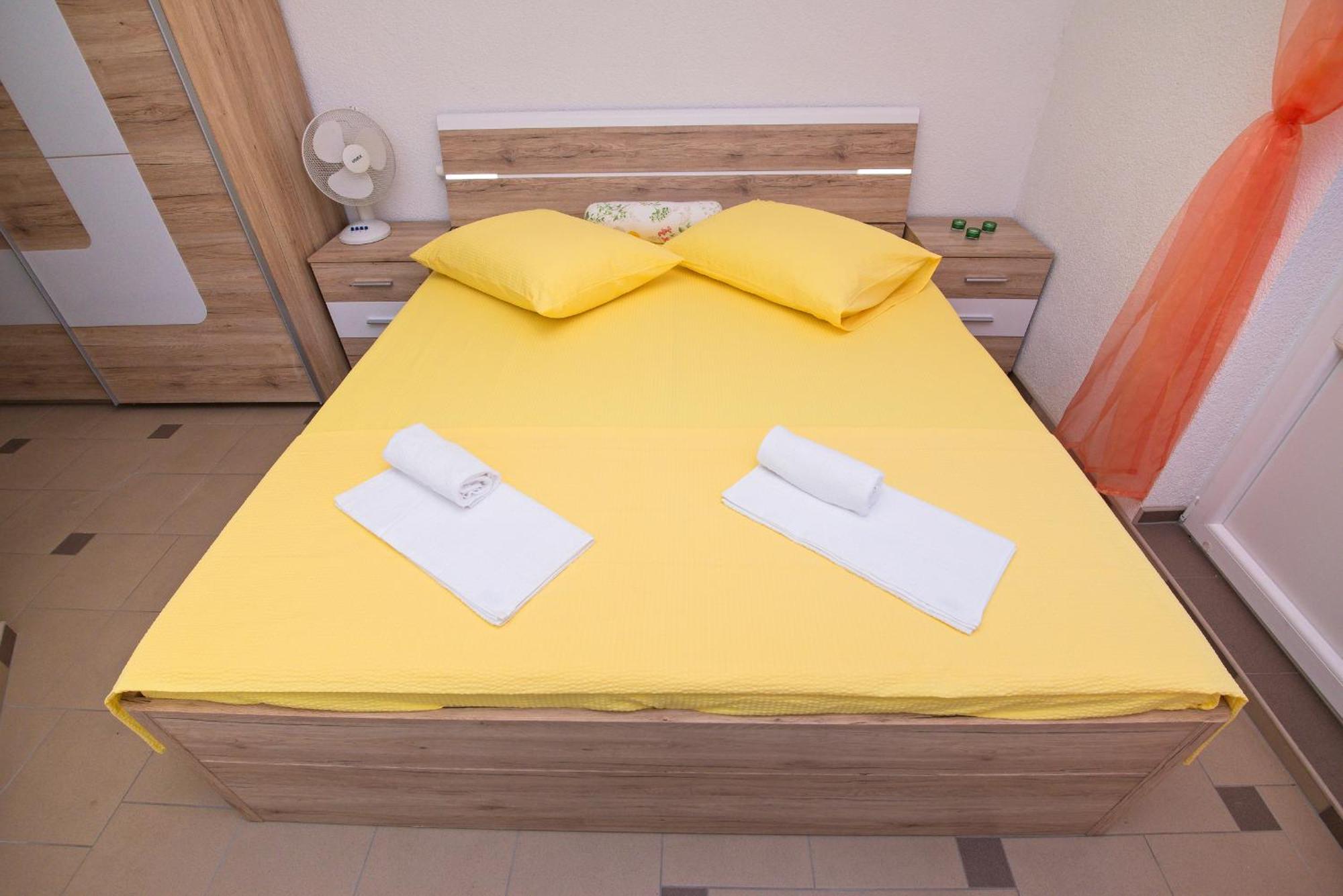 Apartment Afrika Makarska Ngoại thất bức ảnh